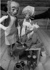 Elves and the Shoemaker (photo by Scott Norris)