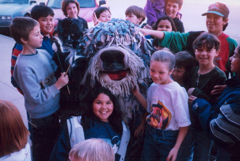 Kids Club w. Bruiser